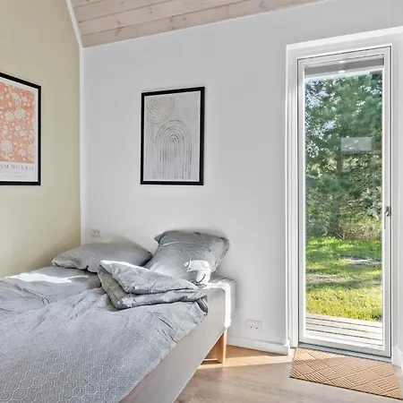 Lovely In Vaeggerlose With Sauna Vakantiehuis Bøtø By