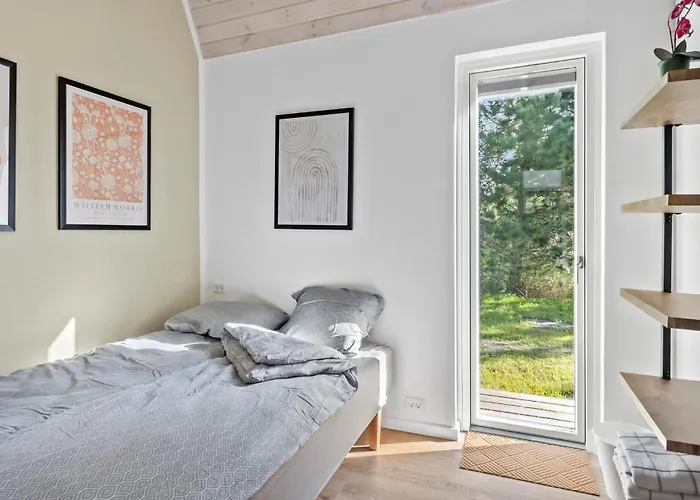 Lovely In Vaeggerlose With Sauna בית נופש Bøtø By